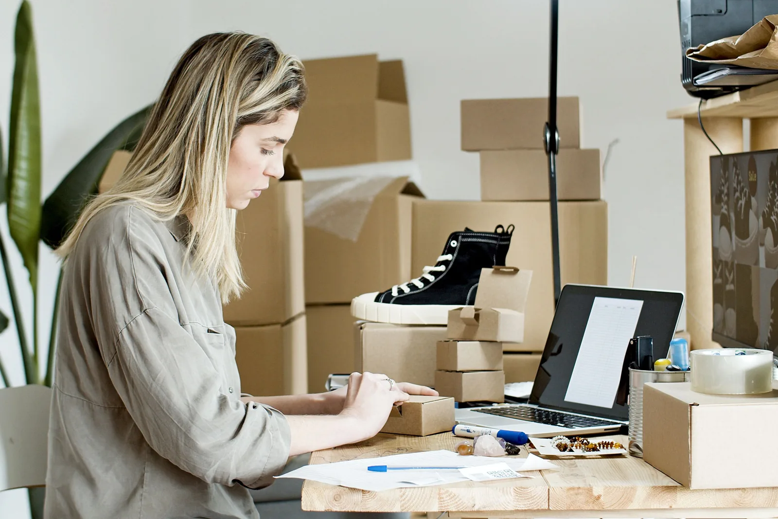 Préparation de colis pour boutique en ligne